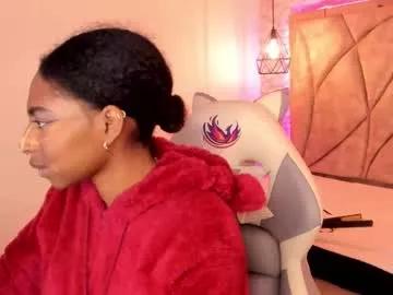 queen_perla_ from Chaturbate