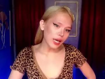 queena10 from Chaturbate