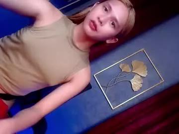 queena10 from Chaturbate