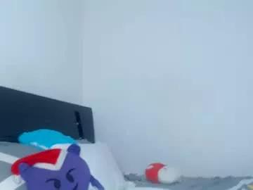 queenalya_ from Chaturbate
