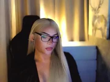 queenarthalia from Chaturbate