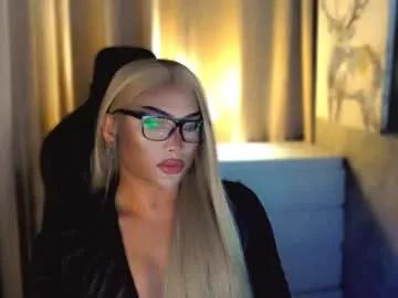 queenarthalia from Chaturbate