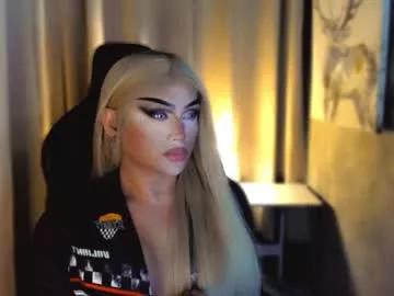 queenarthalia from Chaturbate