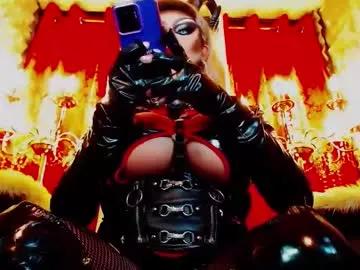 queendomcum6 from Chaturbate