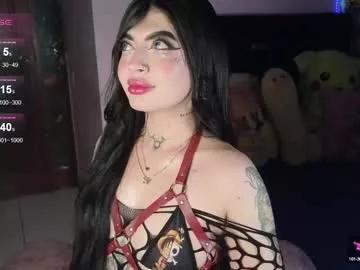 queenlamia from Chaturbate