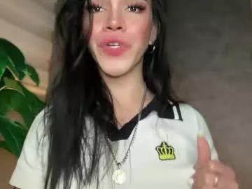 queenn_xxx from Chaturbate