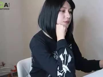 queenofwandss from Chaturbate