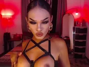 queenvalentinats from Chaturbate