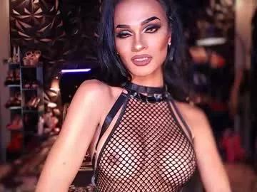 queenvalentinats from Chaturbate
