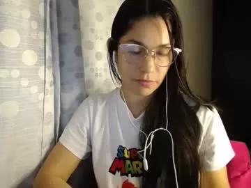 queenvictoria2023 from Chaturbate