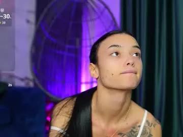 Explore our live girls sluts from our Custom and Multi clubs and checkout exclusive access to highly interactive content, such as shape, hair, titties, pussy type and many more.