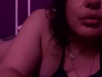 rattlesnakebitch from Chaturbate