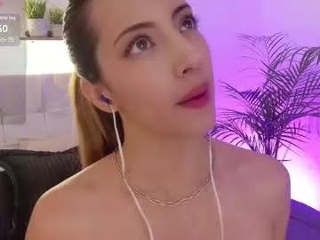 rebeccawhite_meow from Chaturbate