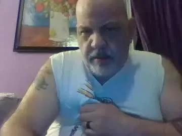 reggieroux from Chaturbate