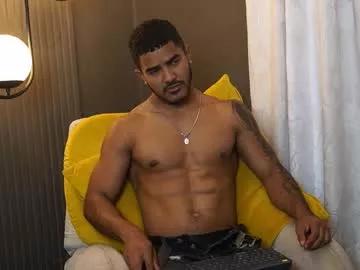 reik_von from Chaturbate is Freechat