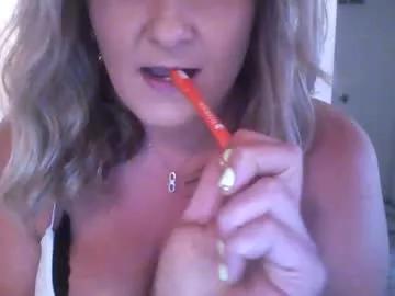 remmissecrets from Chaturbate