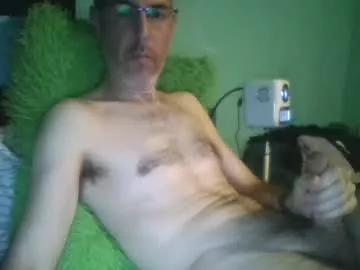 reyes_albert2006 from Chaturbate