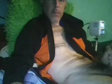 reyes_albert2006 from Chaturbate