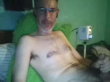 reyes_albert2006 from Chaturbate