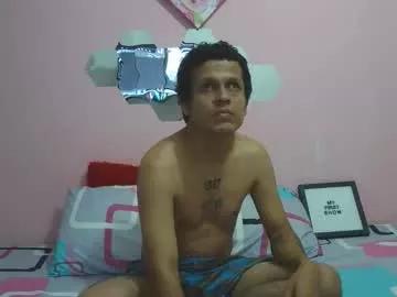 Robertjones_ webcams show profile image 