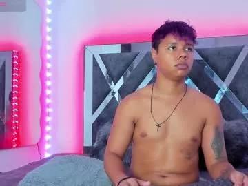 robertmiller21 from Chaturbate is Freechat