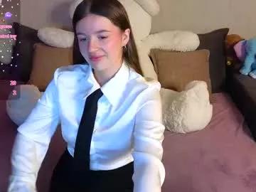 roraline_lov from Chaturbate