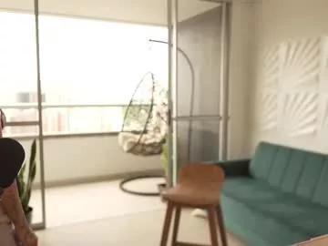 rosseyquiin from Chaturbate