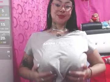 saalomee_1 from Chaturbate