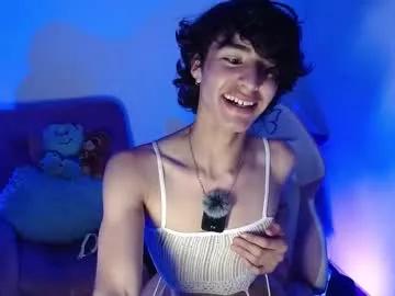 Saanti_foxs webcams show profile image 