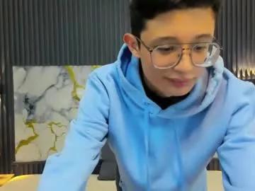 Santiago_russo18 webcams show profile image 