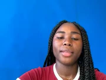 sara_muscle from Chaturbate