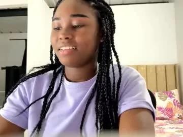 sara_muscle from Chaturbate