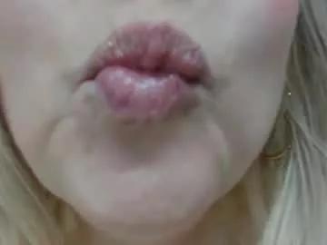 sara_naughtyw from Chaturbate is Freechat