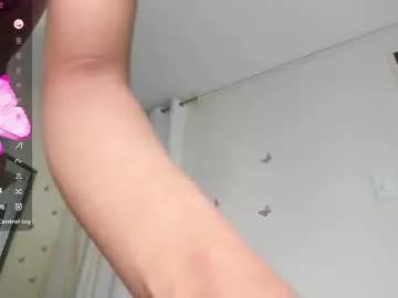 sara_williams01 from Chaturbate