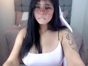 sarah__moon1 from Chaturbate