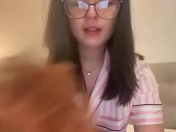 sarah_heart_aus model from Chaturbate