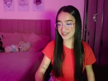 sarah_stone15 from Chaturbate
