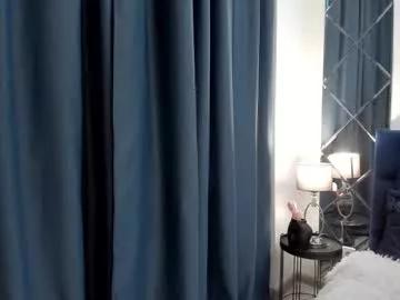 sarah_whitee from Chaturbate