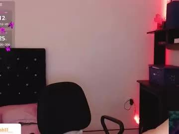 sarahh_11 from Chaturbate