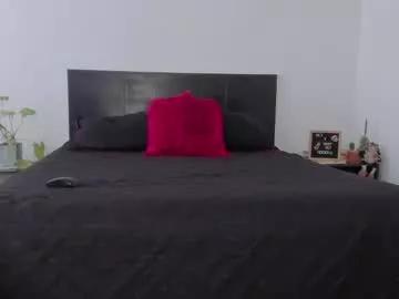 sarahredi from Chaturbate