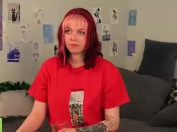 sarahuff from Chaturbate