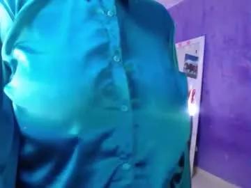 sarasmith2 from Chaturbate