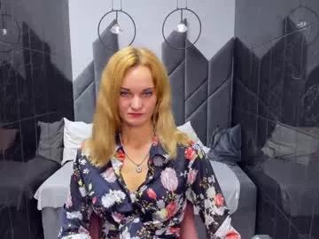 sarasubtlety from Chaturbate