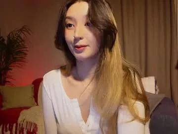 sarasuo from Chaturbate