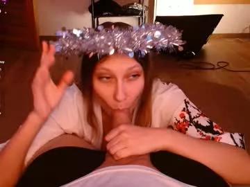 sashalaur from Chaturbate