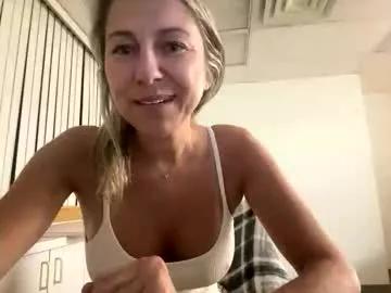 sassyella from Chaturbate