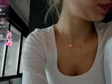 sassyt33n from Chaturbate