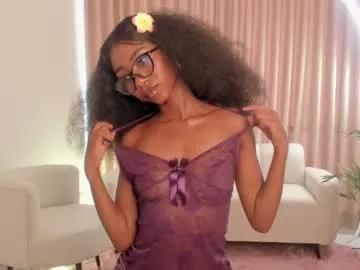 savannahwildee from Chaturbate