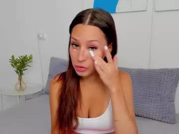Explore our live girls sluts from our Custom and Multi clubs and checkout exclusive access to highly interactive content, such as shape, hair, titties, pussy type and many more.