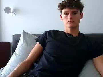 sensualalien from Chaturbate